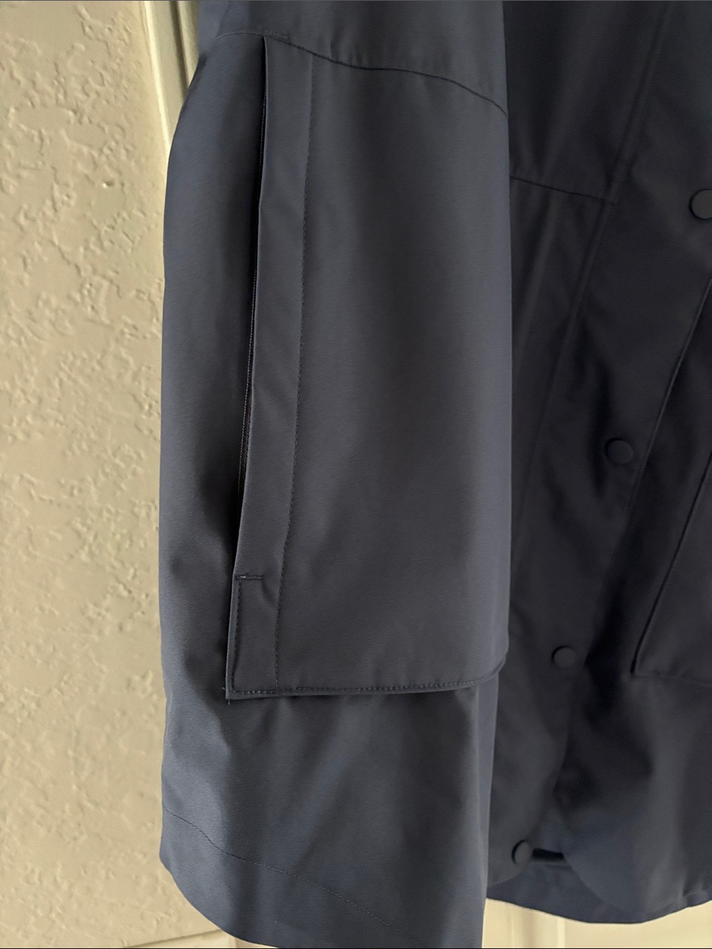 Quince Rain Jacket - Picture 5 of 7